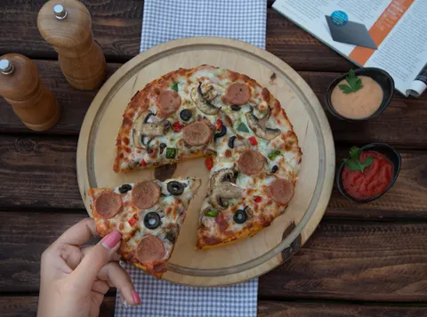 Pizza 4K Wallpaper · food · 3840×2850