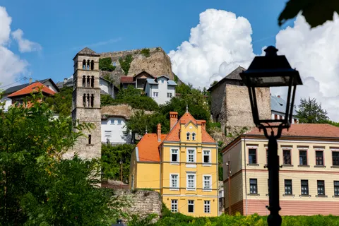 Old Town Street 4K Wallpaper · architecture · 3840×2560