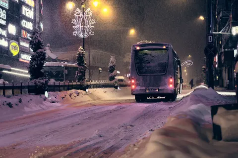 Snowfall 4K Wallpaper · winter · 3840×2560