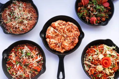 خلفية بيتزا بدقة 4K · food · 3840×2560