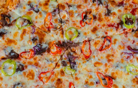 خلفية بيتزا بدقة 4K · food · 3840×2450