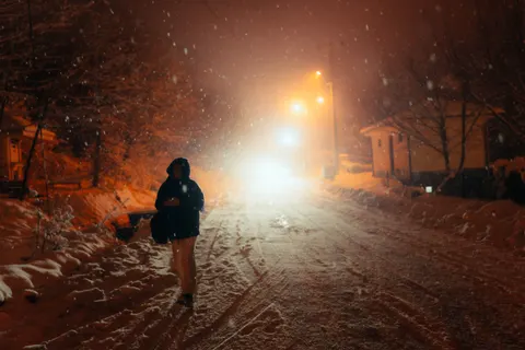 Hình nền Tuyết Rơi 4K · winter · 3840×2560