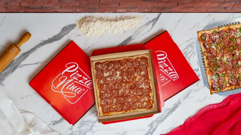 Pizza 4K Duvar Kağıdı · food · 3840×2160