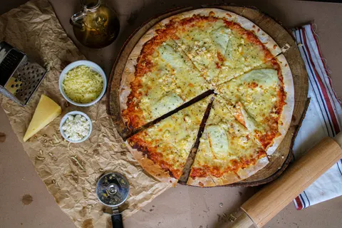 Wallpaper Pizza 4K · food · 3840×2560