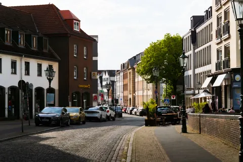 Altstadtgasse 4K Hintergrundbild · architecture · 3840×2560