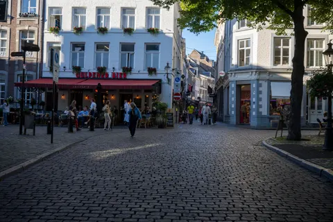 Old Town Street 4K Wallpaper · architecture · 3840×2560