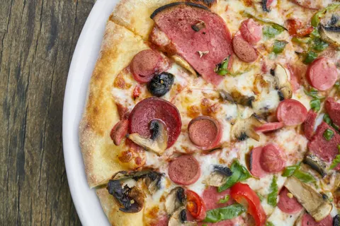 Pizza 4K Duvar Kağıdı · food · 3840×2561