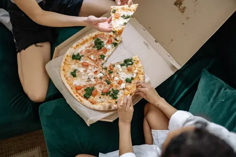 Pizza 4K Wallpaper · food · 3840×2560