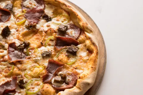 Pizza 4K Duvar Kağıdı · food · 3840×2561