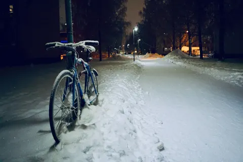 Snowfall 4K Wallpaper · winter · 3840×2560