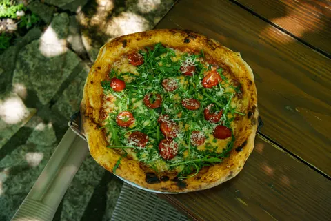 خلفية بيتزا بدقة 4K · food · 3840×2560