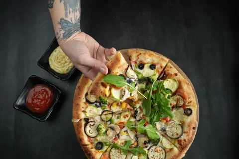 خلفية بيتزا بدقة 4K · food · 3840×2560