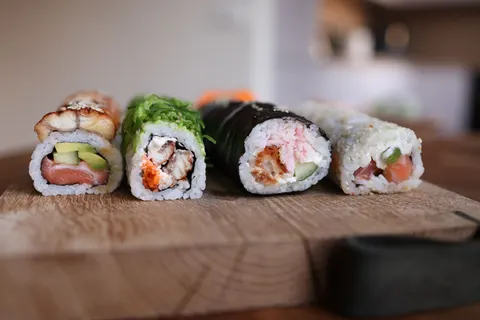 सुशी 4K वॉलपेपर · food · 3840×2561