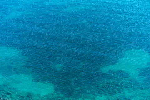 Обои Глубокий синий 4K · underwater · 3840×2560
