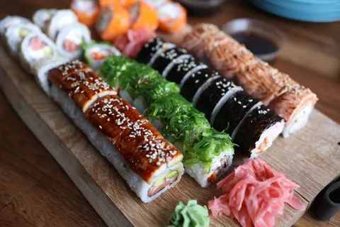 सुशी 4K वॉलपेपर · food · 3840×2561