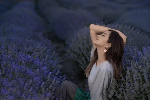 라벤더 밭 4K 배경화면 · flowers · 3840×2560