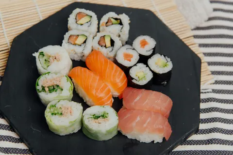 सुशी 4K वॉलपेपर · food · 3840×2563