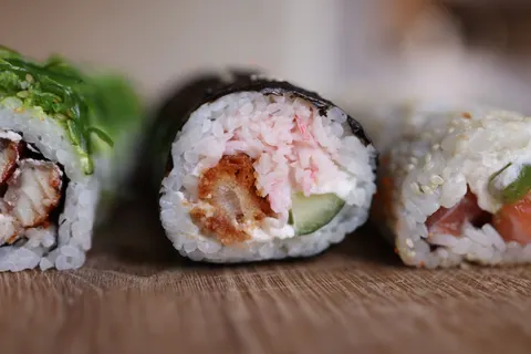 सुशी 4K वॉलपेपर · food · 3840×2561