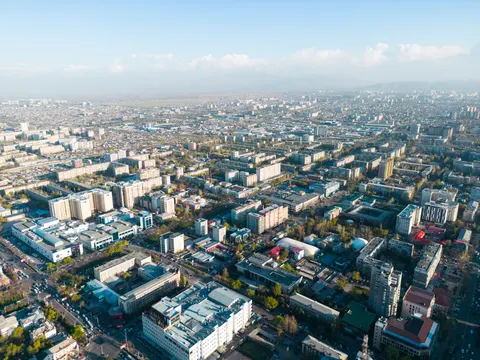 والپیپر نمای هوایی شهر با کیفیت 4K · aerial · 3840×2880