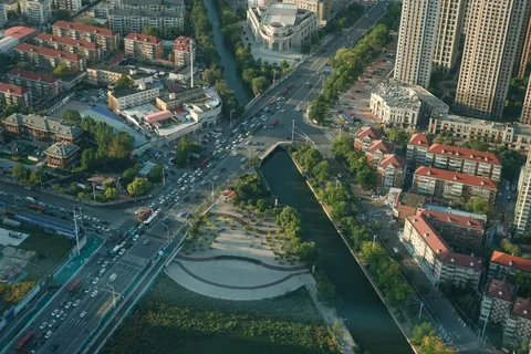 خلفية منظر جوي للمدينة بدقة 4K · aerial · 3840×2560