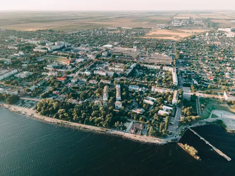 Aerial City 4K Wallpaper · aerial · 3840×2880