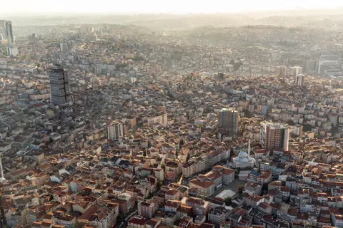 والپیپر نمای هوایی شهر با کیفیت 4K · aerial · 3840×2560