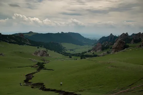 Green Hills 4K Wallpaper · nature · 3840×2563