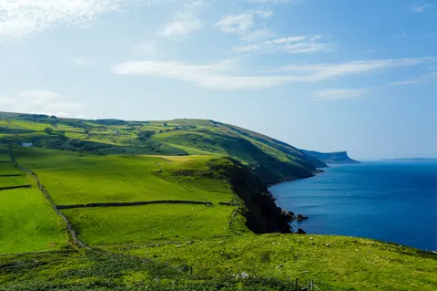 Fond d'écran Collines vertes 4K · nature · 3840×2556