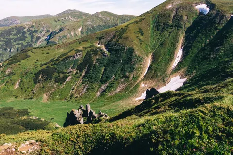 Fond d'écran Collines vertes 4K · nature · 3840×2560