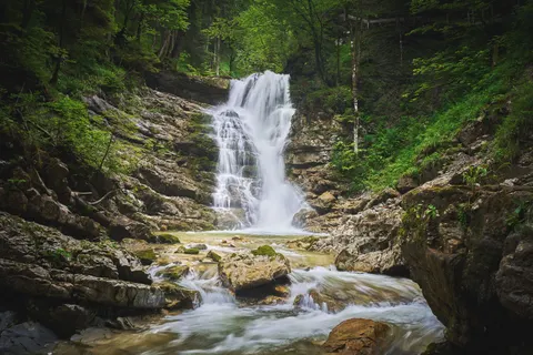 Papel de parede Cachoeira 4K · nature · 3840×2560