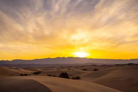 خلفية كثبان الصحراء بدقة 4K · nature · 3840×2561