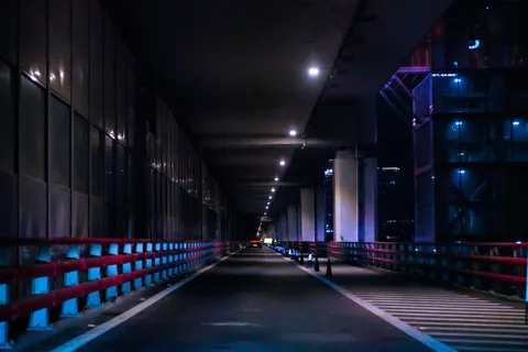 Fond d'écran Ville néon 4K · neon · 3840×2561