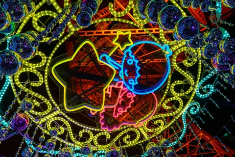 Neon Lights 4K Wallpaper · neon · 3840×2560