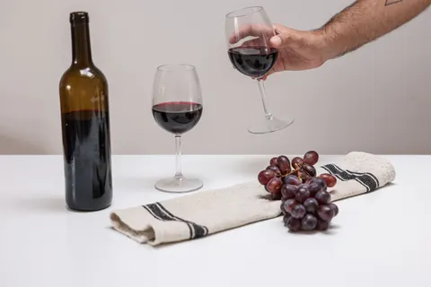 والپیپر شراب با کیفیت 4K · food · 3840×2561