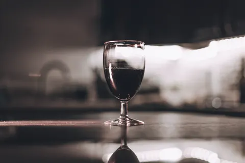 والپیپر شراب با کیفیت 4K · food · 3840×2563
