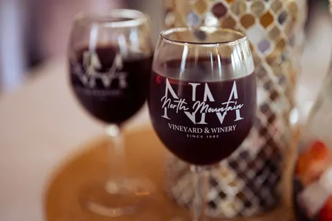 Tapeta Wino 4K · food · 3840×2555