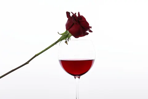 Fondo de pantalla Vino 4K · food · 3840×2561