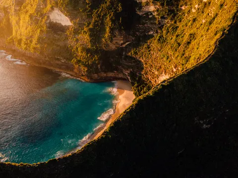 Fond d'écran Falaise sur l'océan 4K · ocean · 3840×2880