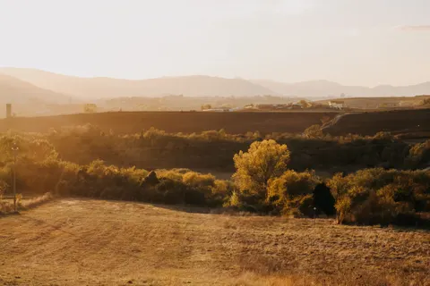 시골 들판 4K 배경화면 · nature · 3840×2560