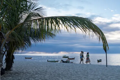 Tapeta Tropikalny Zachód Słońca 4K · tropical · 3840×2560