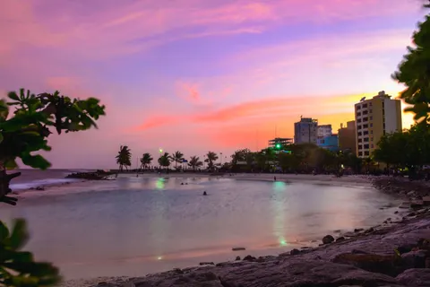 Tropikal Gün Batımı 4K Duvar Kağıdı · tropical · 3840×2563