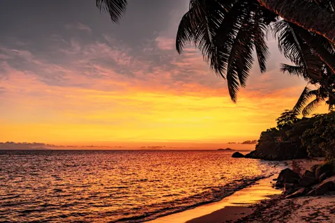 Tapeta Tropikalny Zachód Słońca 4K · tropical · 3840×2560