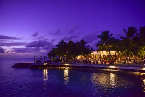 Tropical Sunset 4K Wallpaper · tropical · 3840×2563