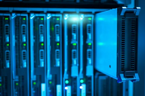 Serverraum 4K Hintergrundbild · technology · 3840×2563