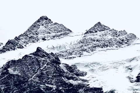 Snowy Mountain Peak 4K Wallpaper · mountains · 3840×2560