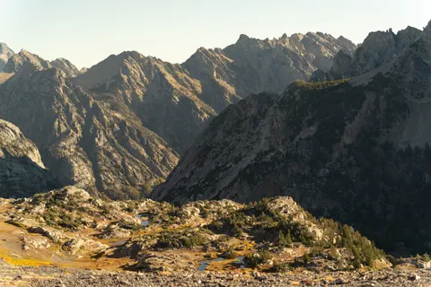 山脉 4K壁纸 · mountains · 3840×2560