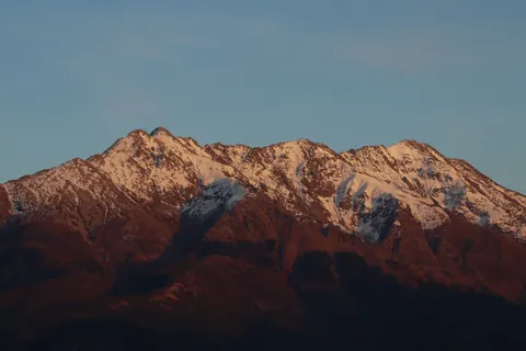 Mountain Range 4K Wallpaper · mountains · 3840×2560