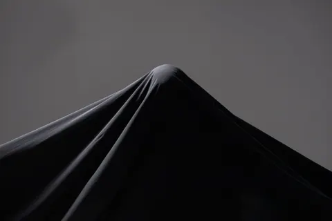Dark Abstract 4K Wallpaper · dark · 3840×2560