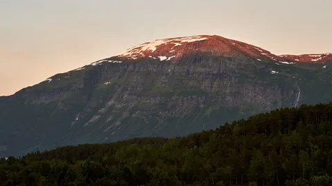 Mountain Range 4K Wallpaper · mountains · 3840×2160