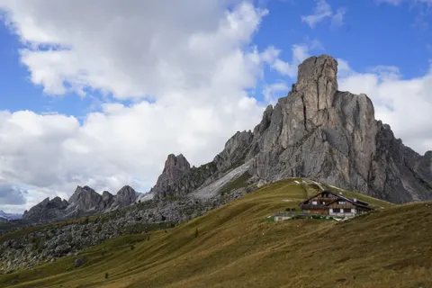 Dolomites 4K Wallpaper · mountains · 3840×2560
